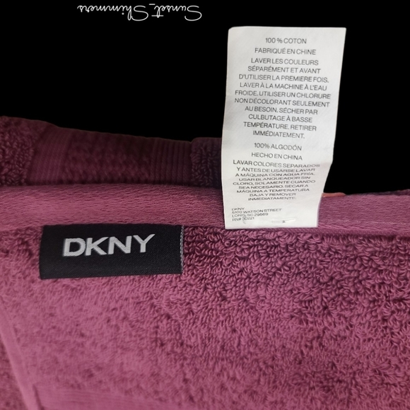DKNY Solid 2-Piece Oversized Bath Towel Set 100% Cotton New - Picture 2 of 3